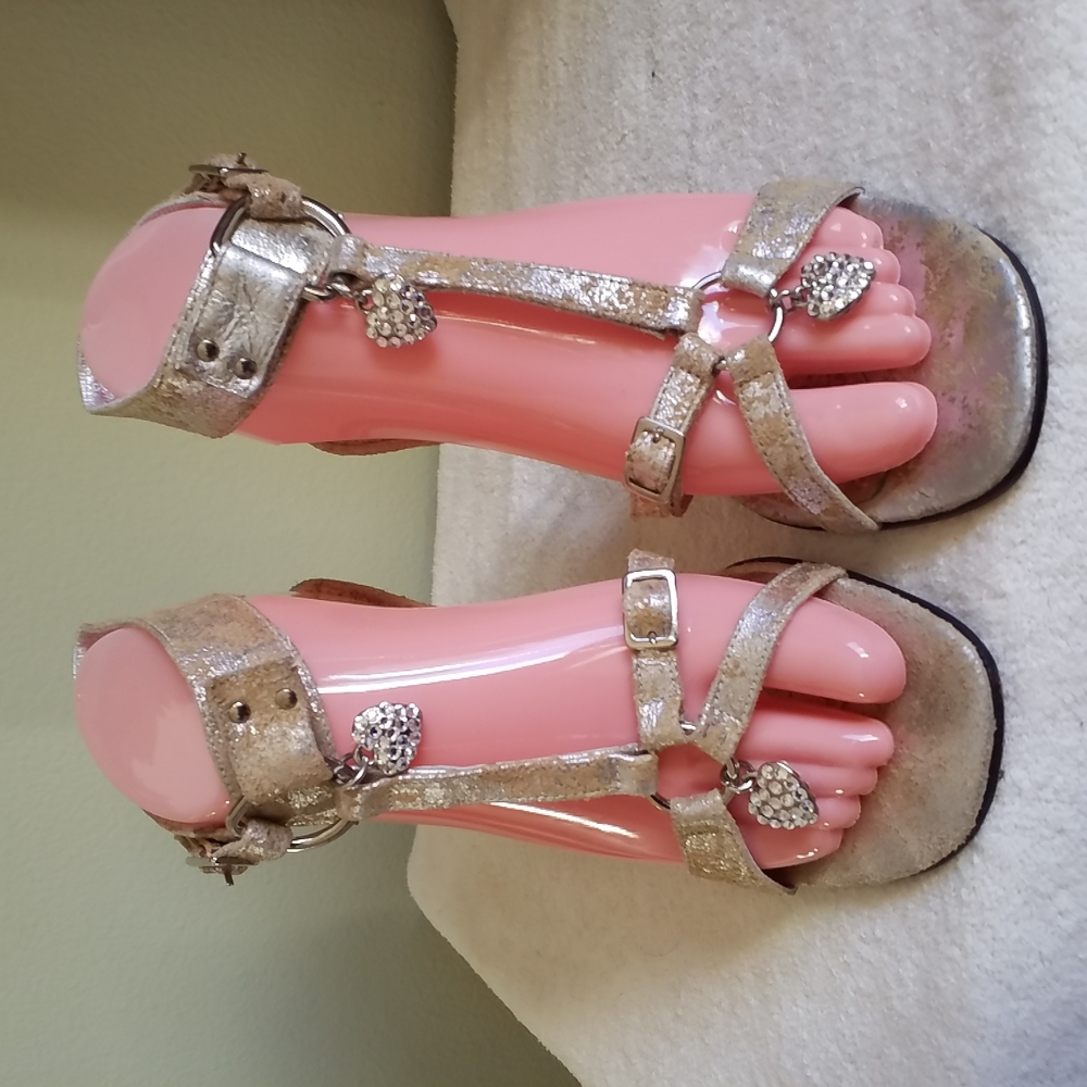Bridget Sandal In Brown Metallic With Silver Rhinestones Charms Size 7